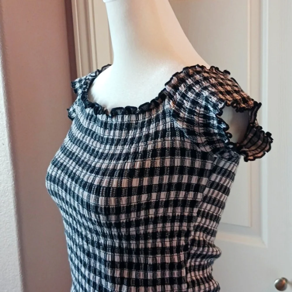 Hollister Gingham Crop Top Blouse Smocked Black & White Short Sleeve Jrs L - Picture 3 of 9